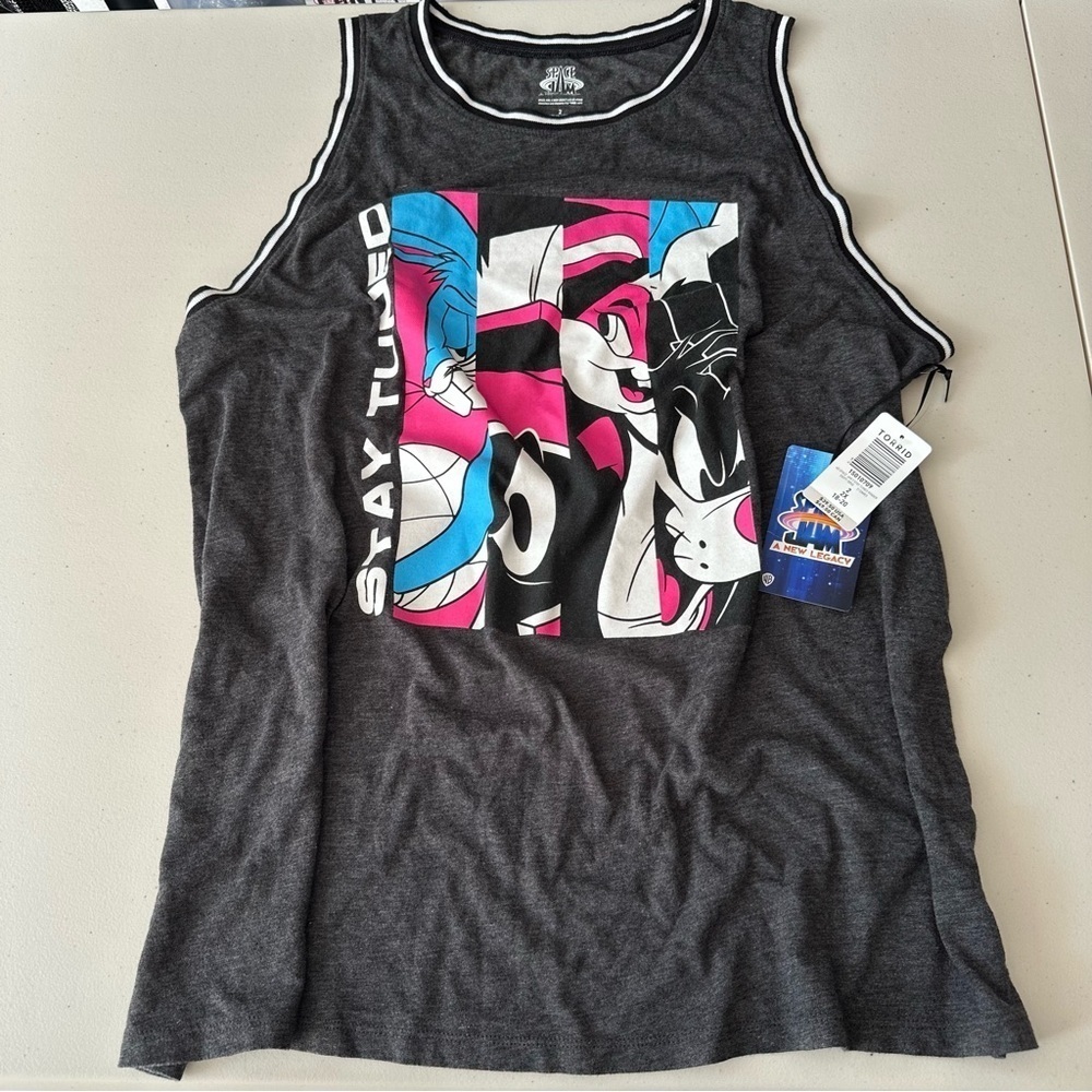 NWT Torrid Space Jam 2 Grey Ringer Tank 2X - Picture 4 of 8